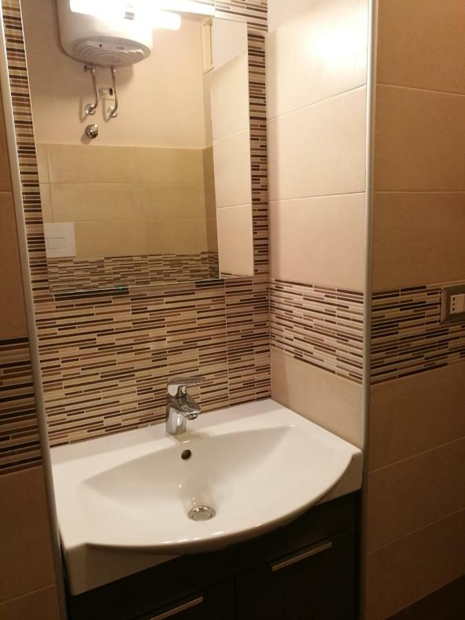 Residenza Storica Tarsia Apartment Naples Luaran gambar